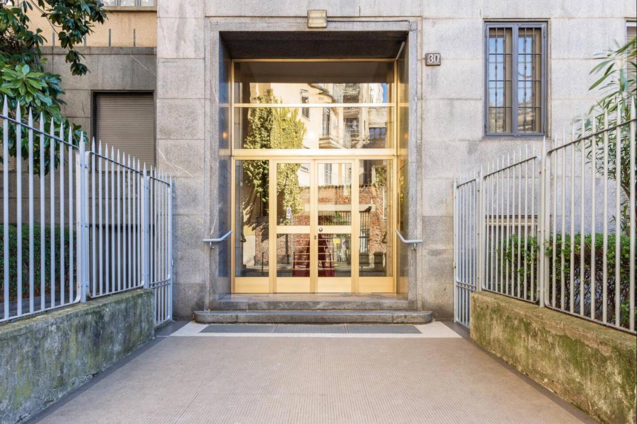 Luxury 4 Bedrooms Apartments Close To Duomo Milão Exterior foto