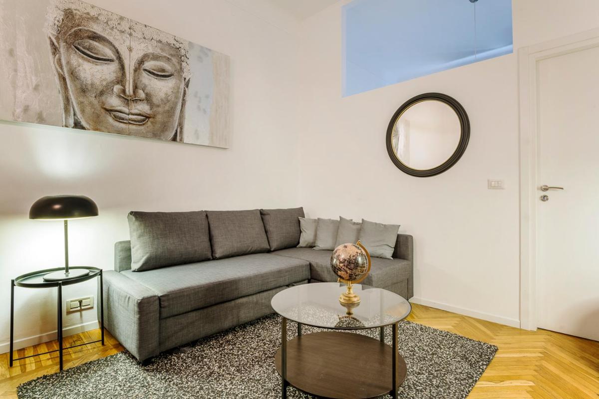 Luxury 4 Bedrooms Apartments Close To Duomo Milão Exterior foto