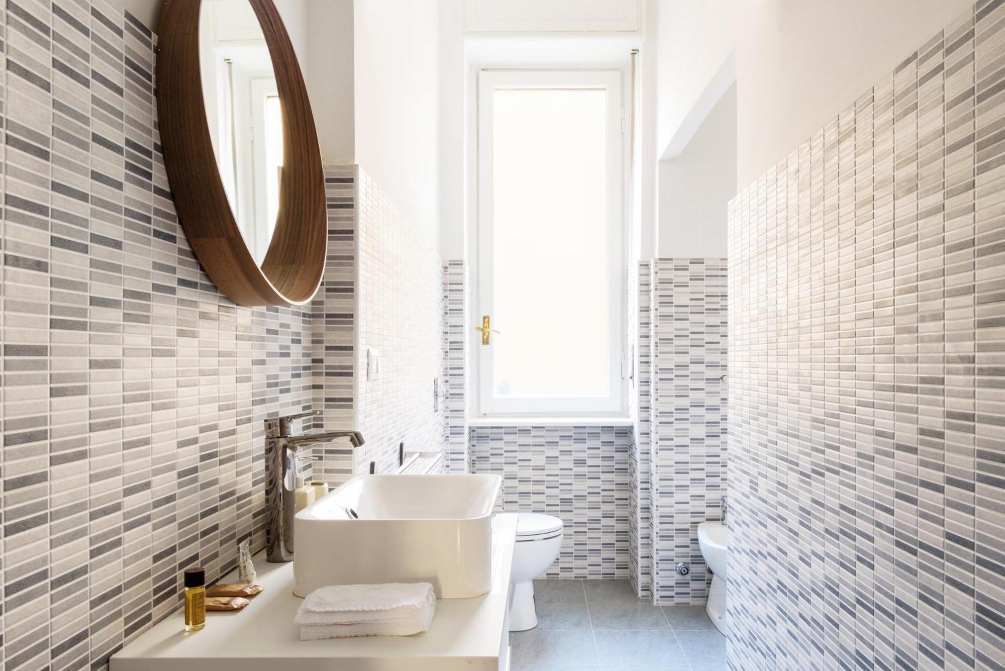 Luxury 4 Bedrooms Apartments Close To Duomo Milão Exterior foto