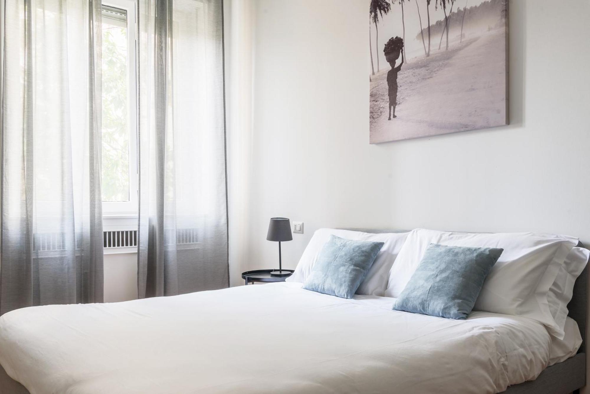 Luxury 4 Bedrooms Apartments Close To Duomo Milão Exterior foto